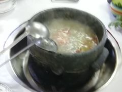 -鲁朗纳麦石锅鸡庄园