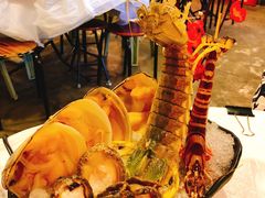 -鲜入围煮花胶鸡海鲜火锅