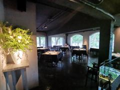 大堂-穹六人间 people 6(岳阳路店)
