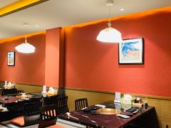-山川小町·极番烧肉(新地假日广场店)