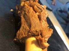 金牌酱大骨-关东小磨东北菜(上海长风大悦城店)
