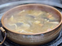 -阿山卓·野生菌火锅·纳西火塘烤肉