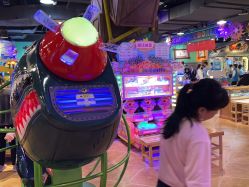 点击看大图 -卡通尼乐园(银泰店)