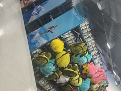 -乔波室内滑雪场