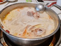 -三人行骨头王火锅(长寿店)