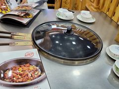 -屯老二农家铁锅炖·行业领军者(梅江店)