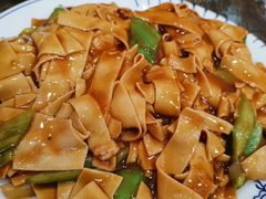 -辣盆盆麻辣小龙虾(哈尔滨总店)