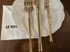 -LE MISSMORE餐酒吧(茉念西里店)