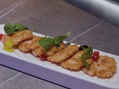 蒜香鲜虾飞饼-洛缦音乐餐厅(工业展览馆万象城店)