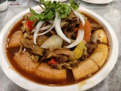 -汗腾格里·风味餐厅(新疆驻京办店)