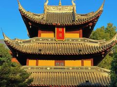 -龙华寺