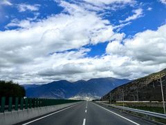 -比日神山