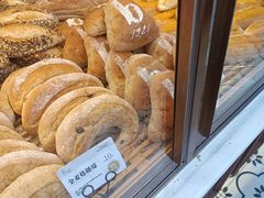 -BROAD面包路·欧式面包(龙湖时代C馆店)