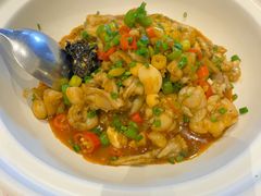 -鱼鲜饭香·招牌汽锅剁椒鱼头王