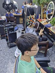 -藤野造型专业烫染接发