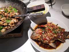 -费大厨辣椒炒肉(高铁吾悦广场店)