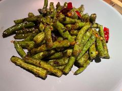 -蜜桃餐厅·伴山(绿宝广场店)