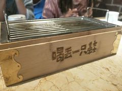 餐具摆设-喝丢一只鞋辣炒海鲜小烧烤(三八广场店)