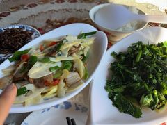 鲜笋炒腊肉-龙姐私房菜(和顺古镇店)