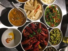 -龙巢盱眙龙虾·牛蛙·烧烤宵夜(八卦岭店)