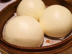 奶黄包-新洪伟餐厅(武昌火车站店)