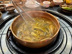 -阿山卓·野生菌火锅·纳西火塘烤肉