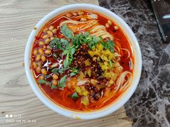 麻辣面-盛京人人鸡味抻面(珠江桥店)