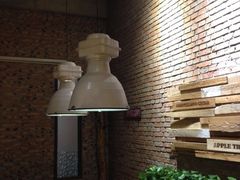 -苹果树下艺术餐厅(宋庄店)
