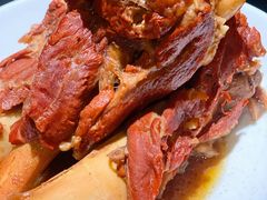 金牌酱棒骨-上关雪東北菜(中房金谊店)