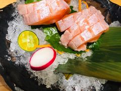 厚切三文鱼腩刺身-沼津港渔市(宏伊国际广场店)