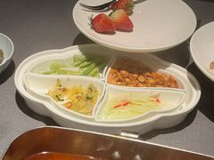 -左庭右院鲜牛肉火锅黑金店(陆家嘴中心店)