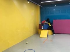 -玩胜青少儿体能(福田侨香中心)