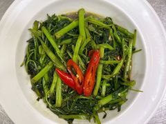 -Sala Thai Restaurant