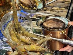 -雍容荟帝王蟹活龙虾展台自助(IFS黑金店)