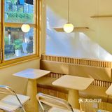 夏日里的冰凉清爽奶油咖啡店☕️EMoment