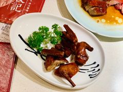 脆皮乳鸽-南枝记·港式打边炉(新北万达店)