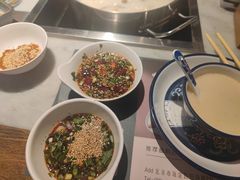 -尚尚仙·酸汤猪手·猪肚鸡火锅(华联万柳购物中心店)