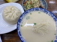 -雪琴面馆富安特色鱼汤面(城中花园店)