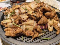 葱香爆羊肉-宝轩渔府·老字号海鲜·正宗津菜(水上店)