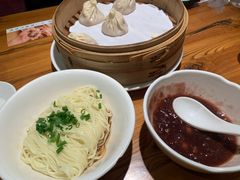 -诚铭记·虾仁汤包·成都小吃(融创店)
