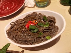 酸辣蕨根粉-鱼酷活鱼烤鱼(恒隆广场店)