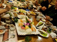 -青瓦餐厅·生鱼片·韩园烤肉(西塔店)