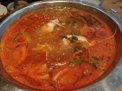 -老凯俚酸汤鱼(鸿通城店)