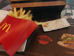 -麦当劳(南京路2店)