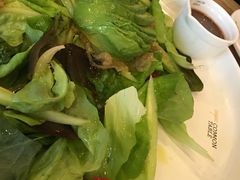 牛油果沙律-Common Table · Brunch & Coffee