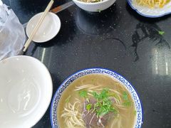 -十二忠手拉面(五福店)
