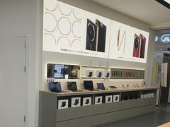 -华为授权体验店(中山公园来福士)