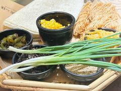 -丁里羊肉小镇(天鹅湖总店)