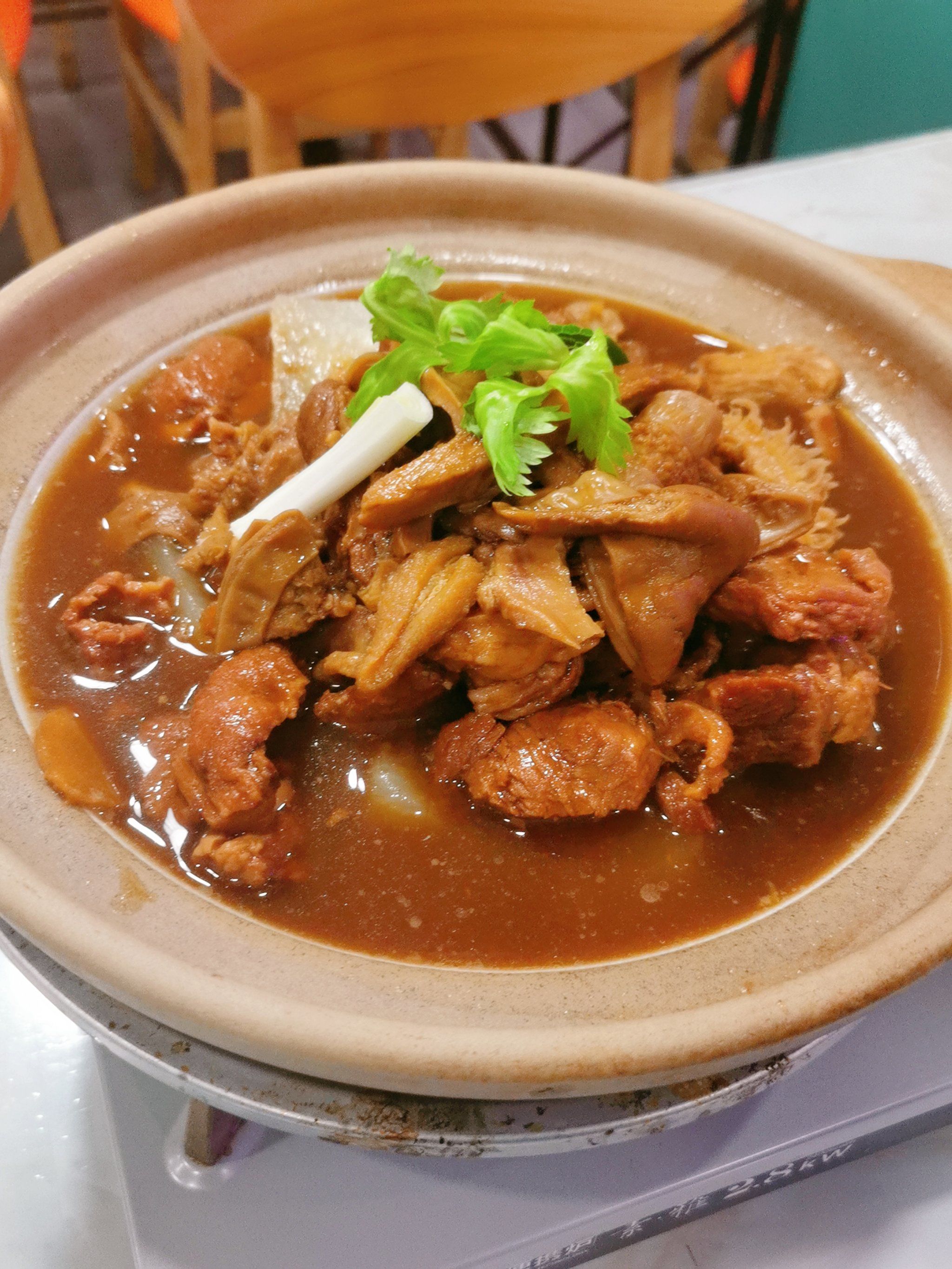 一煲香飘四溢,味道诱人!口感鲜美,味道让人上瘾!