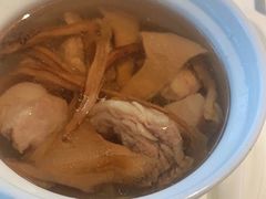 松茸菌炖肉汁汤-菉雅苑·湛江菜(前海卓越INTOWN店)
